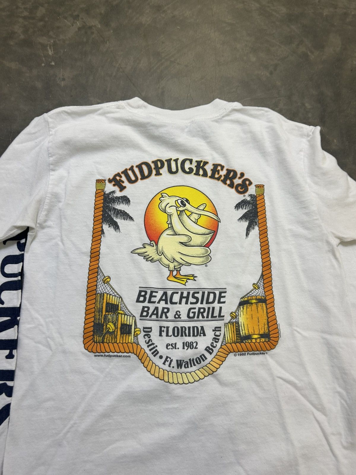 Vintage Fudpuckers Long Sleeve Beachside Tee Size US S / EU 44-46 / 1 - 4 Thumbnail
