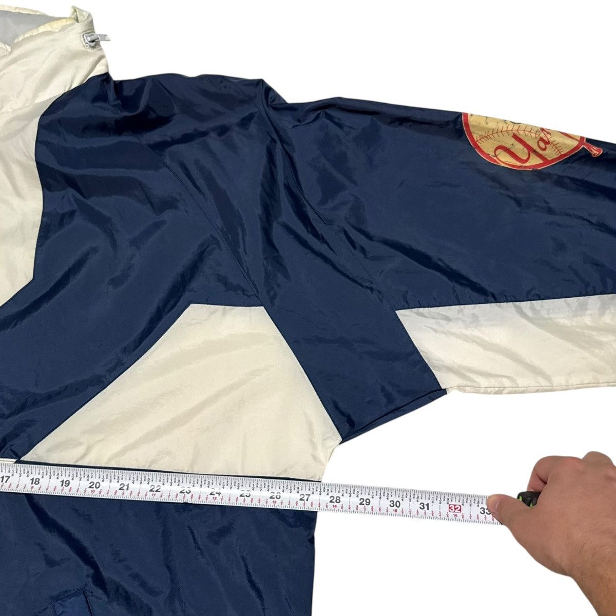 MLB Vintage MLB New York Yankees Distressed Windbreaker Men's XL Size US XL / EU 56 / 4 - 12 Thumbnail