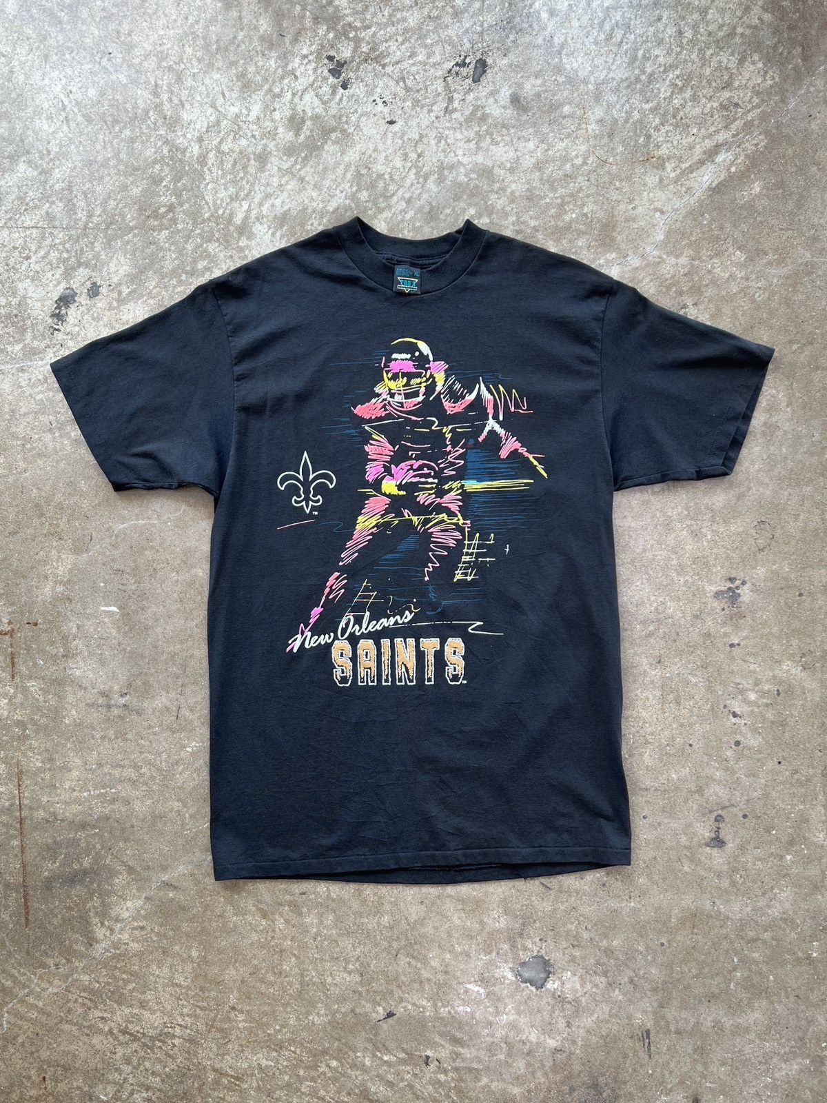 NFL Vintage 90s NFL Neon New Orleans Saints Single Stitch Tee XL Size US XL / EU 56 / 4 - 2 Thumbnail