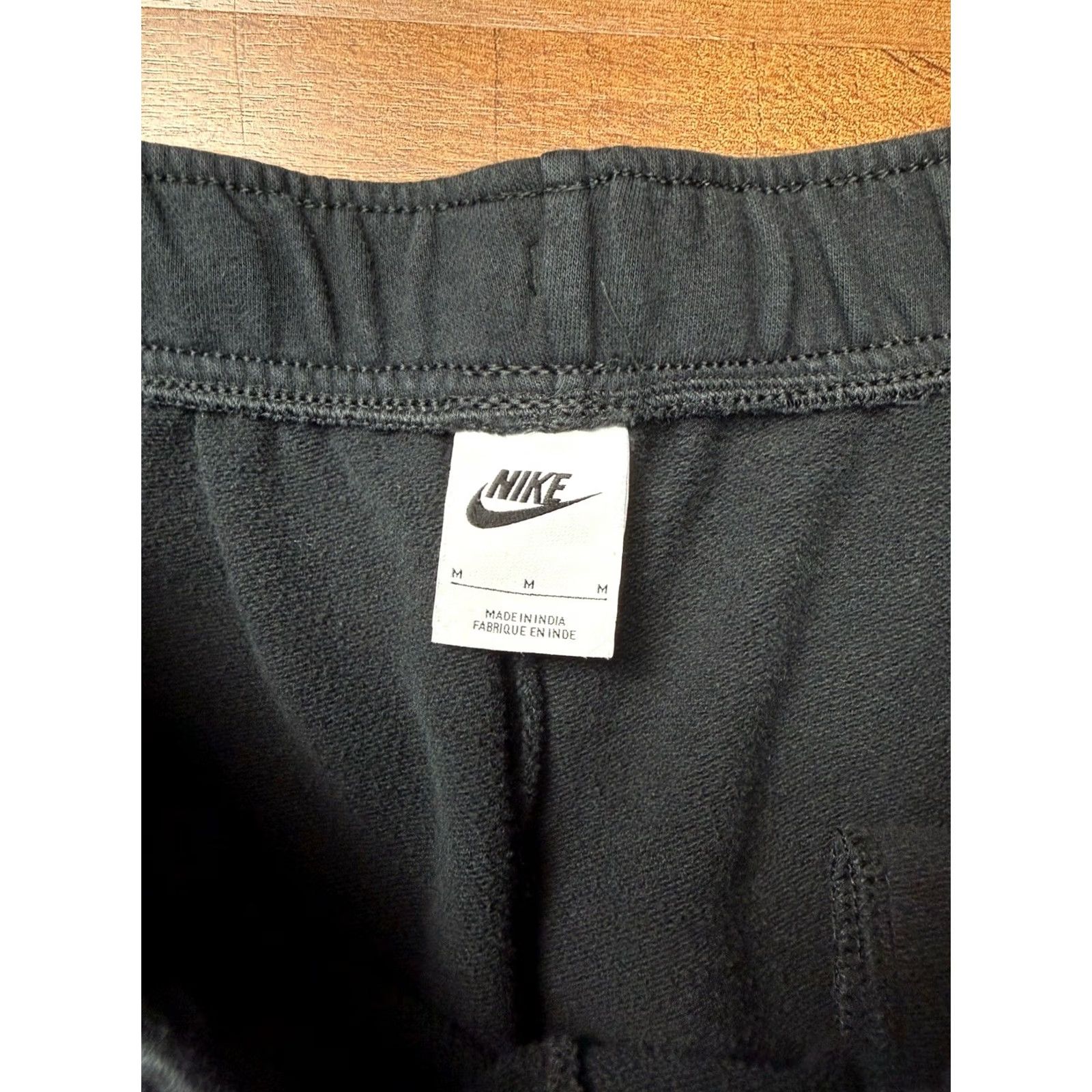 Nike Nike Sportswear Club Fleece Black Hoodie & Jogger Pants Set Size M Sweatsuit Activewear Size US M / EU 48-50 / 2 - 4 Thumbnail