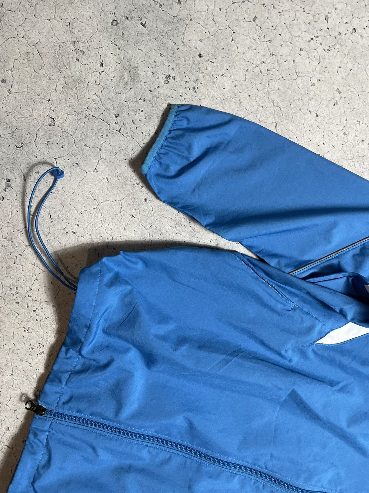 Nike Vintage Nylon Light Blue Nike Swoosh Windbreaker Jacket Size US XL / EU 56 / 4 - 3 Thumbnail