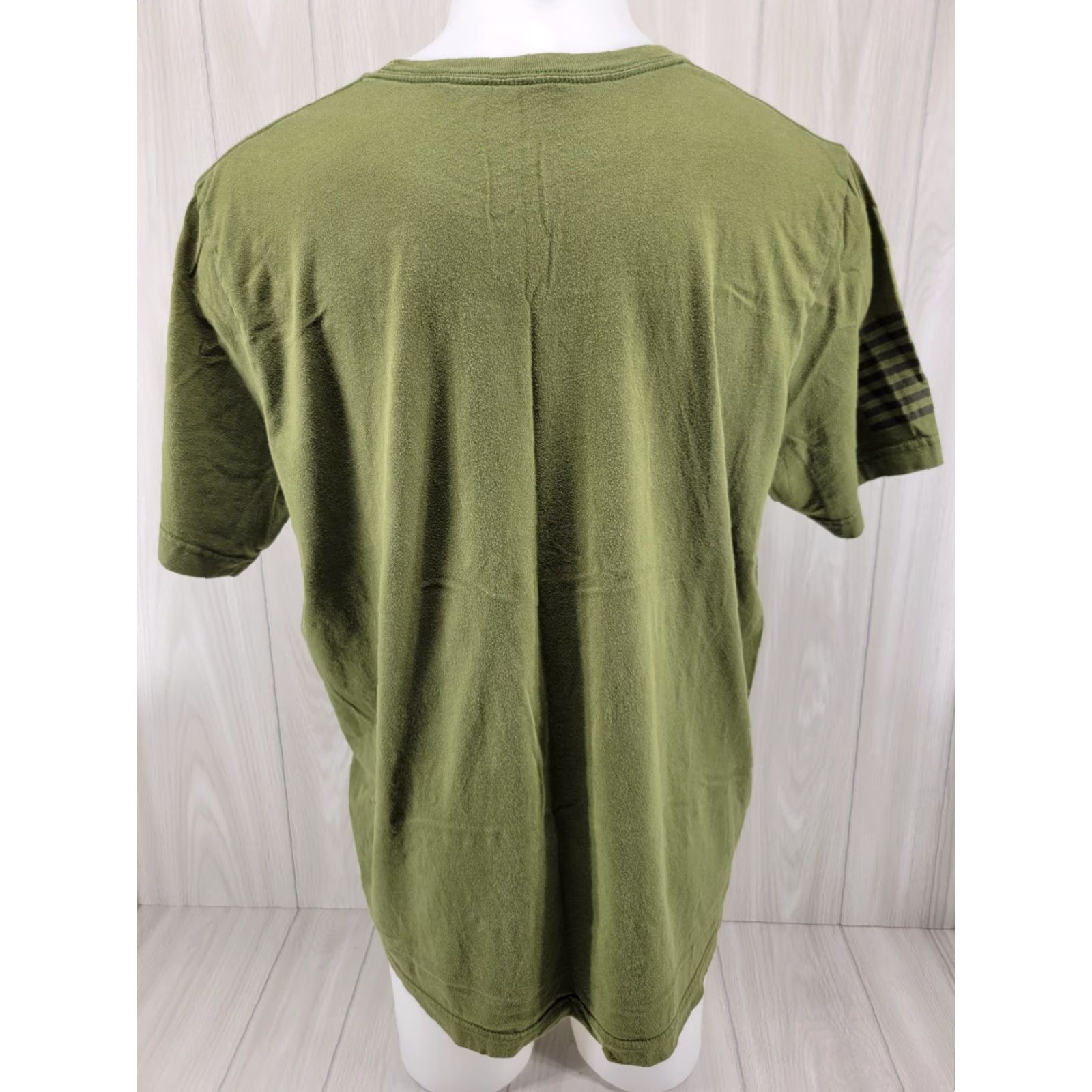 Vintage Grunt Style Defend By Any Means Men’s T-Shirt 2XL Green Black Crew Neck Short Sleeve USA Graphic Size US XXL / EU 58 / 5 - 6 Thumbnail