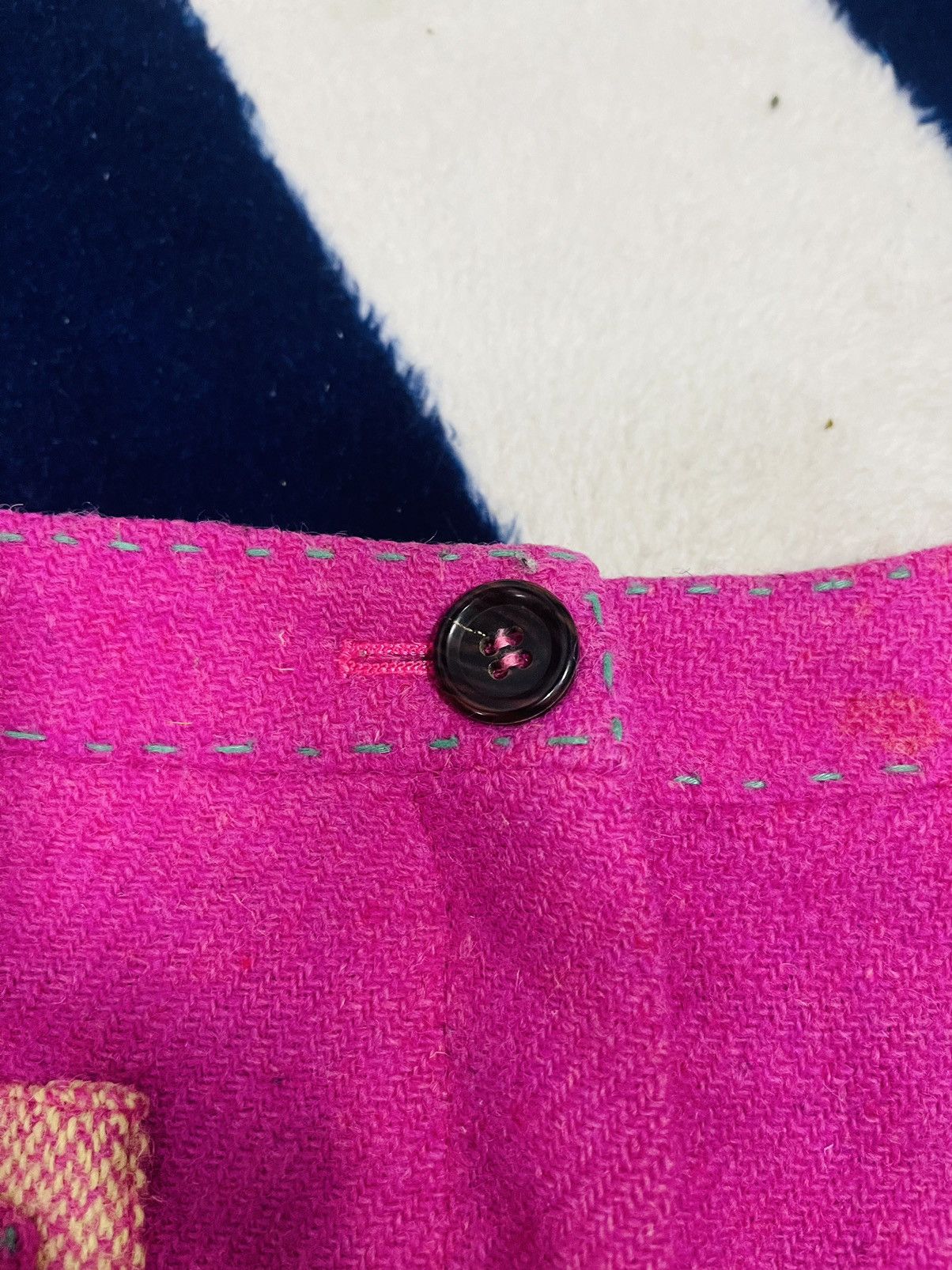 Harris Tweed × Japanese Brand Grace X Harris Tweed Wool Mini Skirt (17) Size 28" / US 6 / IT 42 - 8 Thumbnail