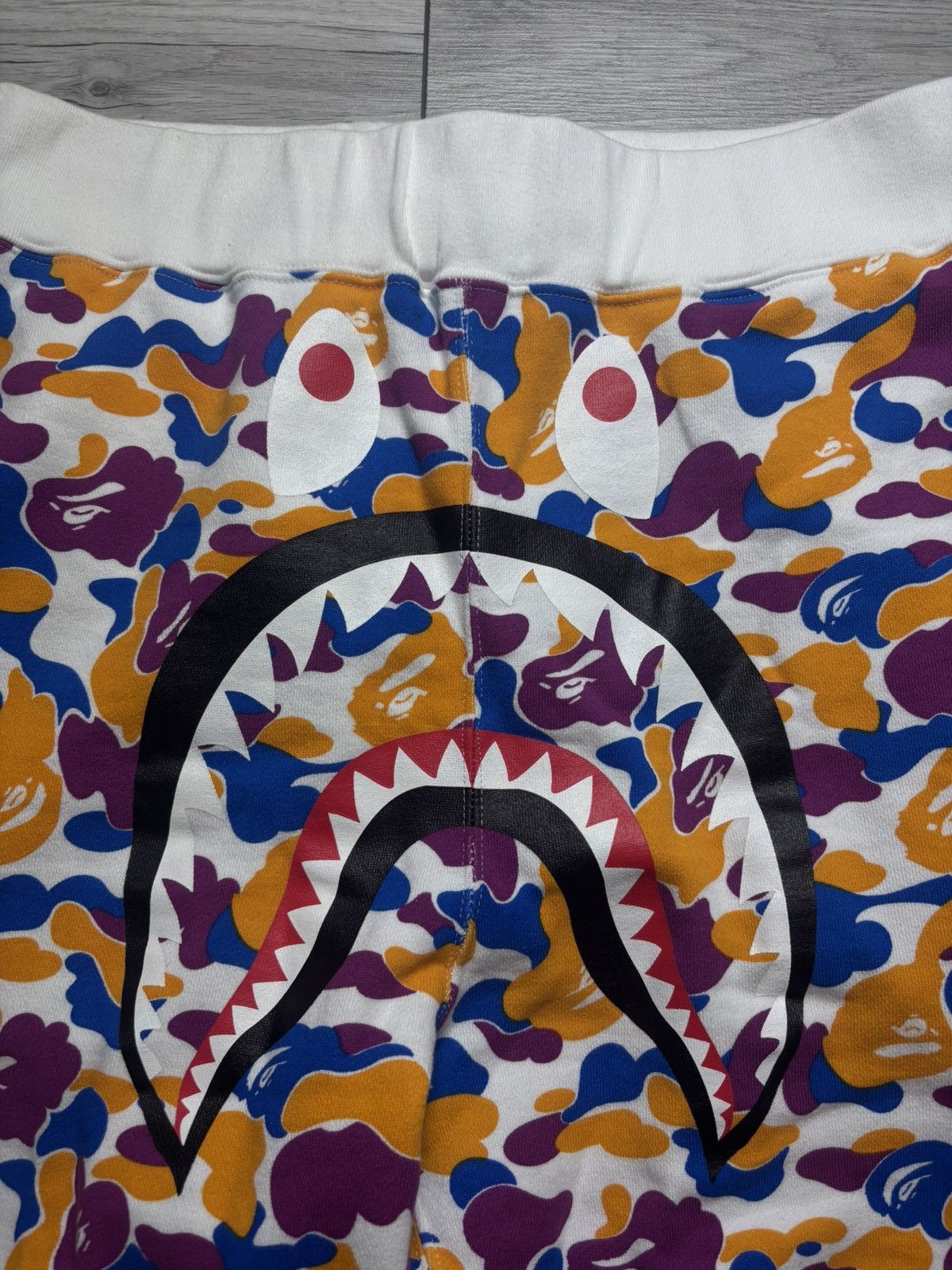 Bape Bape LA store camo joggers Size US 32 / EU 48 - 2 Thumbnail