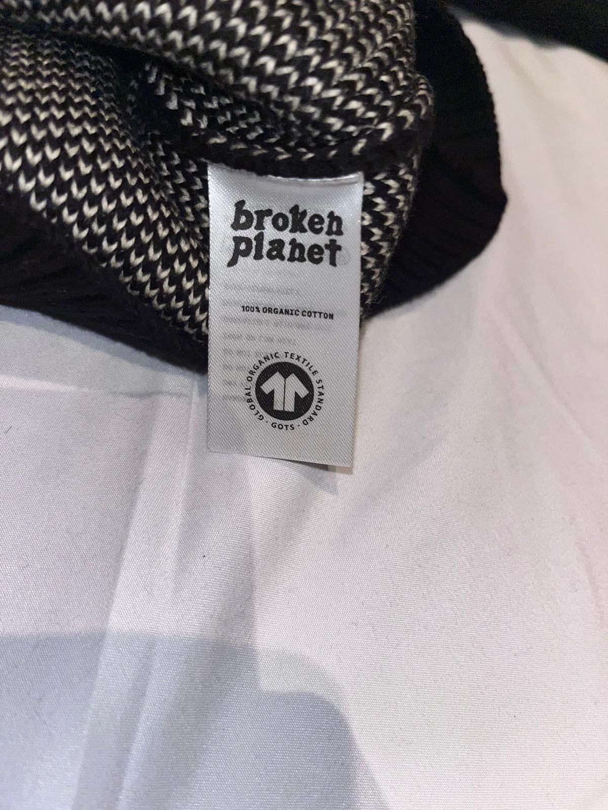 Broken Planet Broken Planet Hearts Are Made To Be Broken Knit Sweater Size US L / EU 52-54 / 3 - 6 Thumbnail