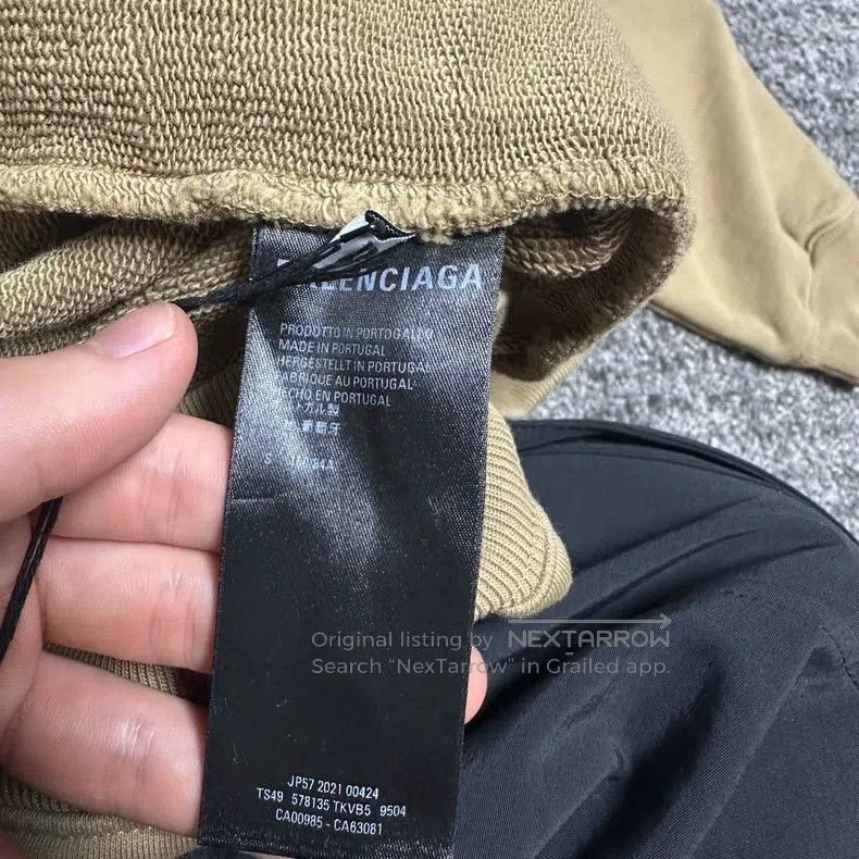 Balenciaga Balenciaga Double B embroidery LOGO hoodie in wheat color Size US S / EU 44-46 / 1 - 4 Thumbnail