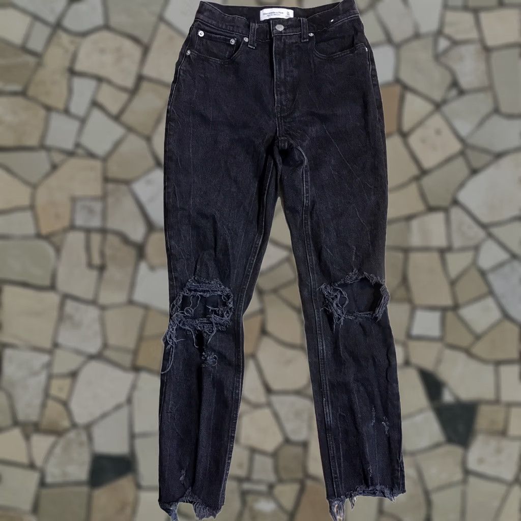 Abercrombie & Fitch Abercrombie & Fitch Mom Jeans Black Dark Wash Distressed Womens 00 X 25 90s Size 42" / US 20 - 1 Thumbnail