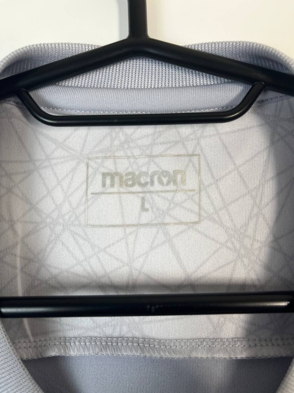 Macron HIBERNIAN FC 2019 2020 AWAY SHIRT MACRON FOOTBALL SIZE L Size US L / EU 52-54 / 3 - 2 Thumbnail
