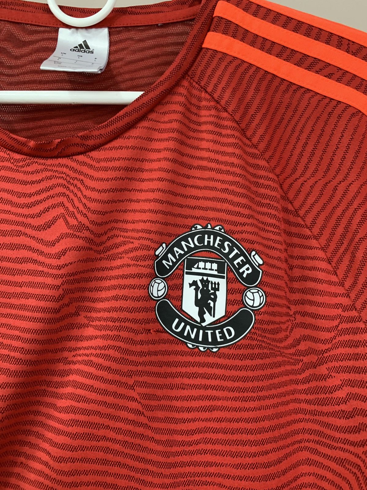 Adidas Manchester United Champions League training jersey soccer Size US L / EU 52-54 / 3 - 5 Thumbnail