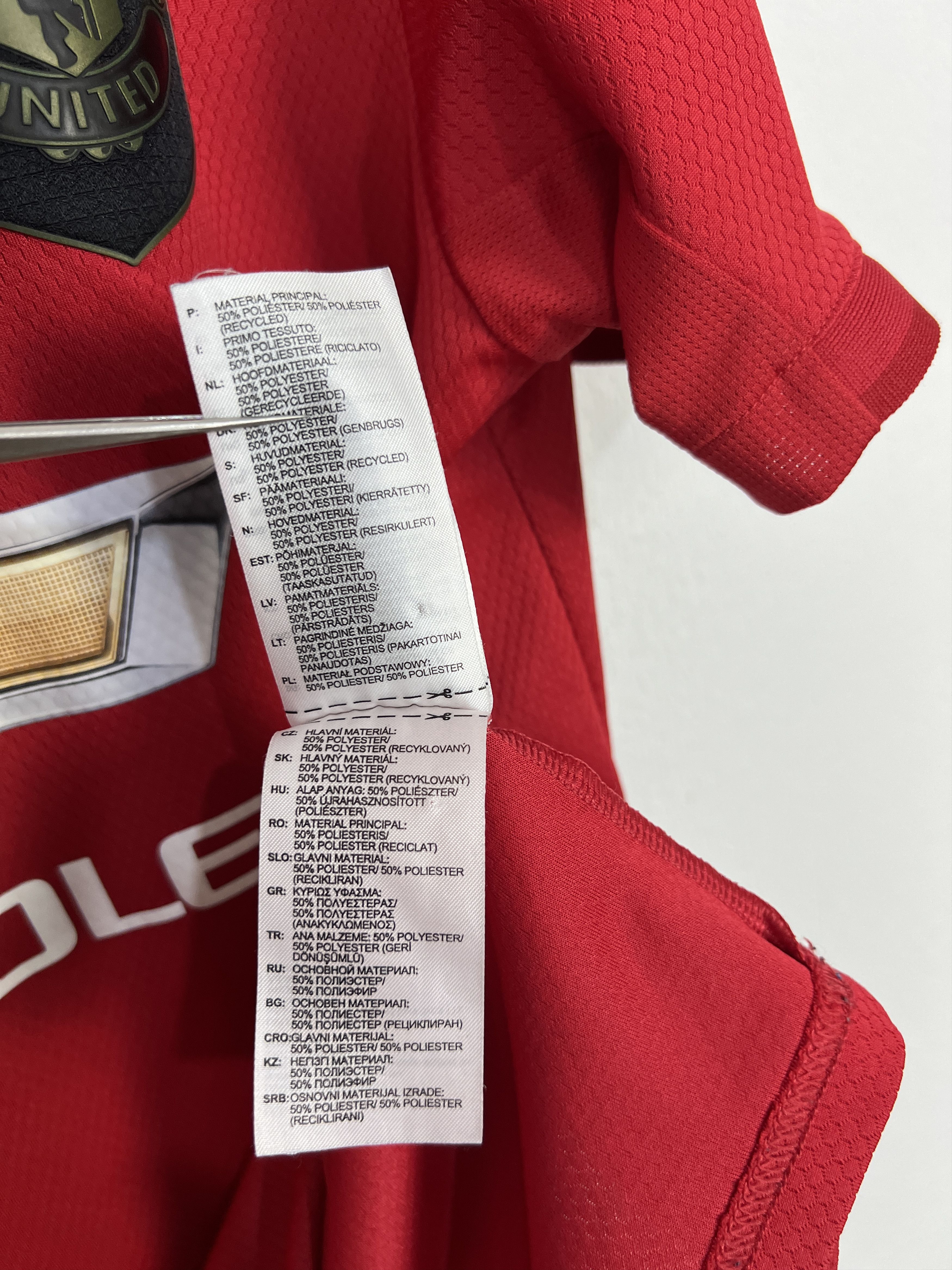 Adidas Manchester United Home football shirt 2019 #5 Maguire Adidas Size US M / EU 48-50 / 2 - 20 Thumbnail