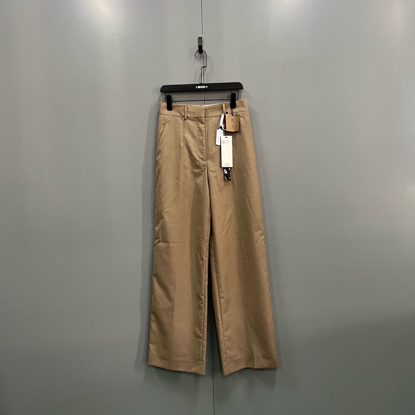 Burberry Burberry Casual Beige Pants 34 Women Size 34" / US 12 / IT 48 - 1 Thumbnail