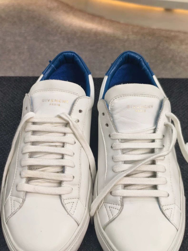 Givenchy Givenchy Classic White Sneakers, Blue and White, Size 42 Size US 9 / EU 42 - 5 Thumbnail