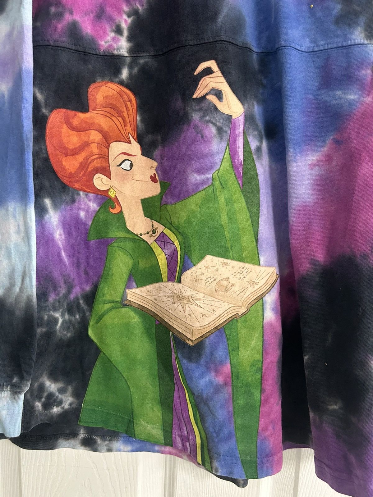 Disney Disney Parks Hocus Pocus ‘Tonight We Fly’ AOP Spirit Jersey Size US M / EU 48-50 / 2 - 3 Thumbnail