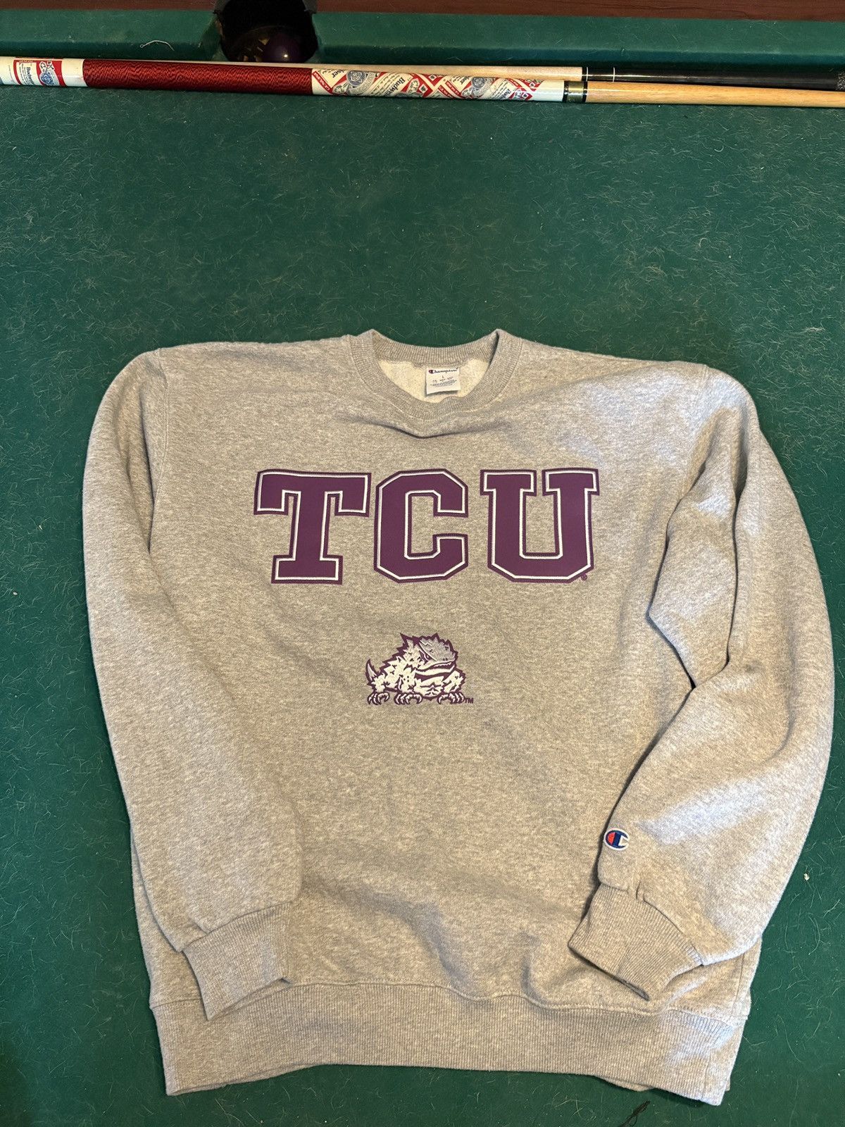 Champion Grey Champion crewneck with purple TCU logo Size US L / EU 52-54 / 3 - 2 Thumbnail