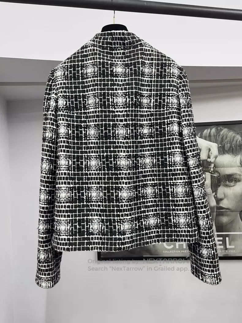 Chanel Chanel 25C black stand-up collar plaid tweed coat Size XS / US 0-2 / IT 36-38 - 3 Thumbnail