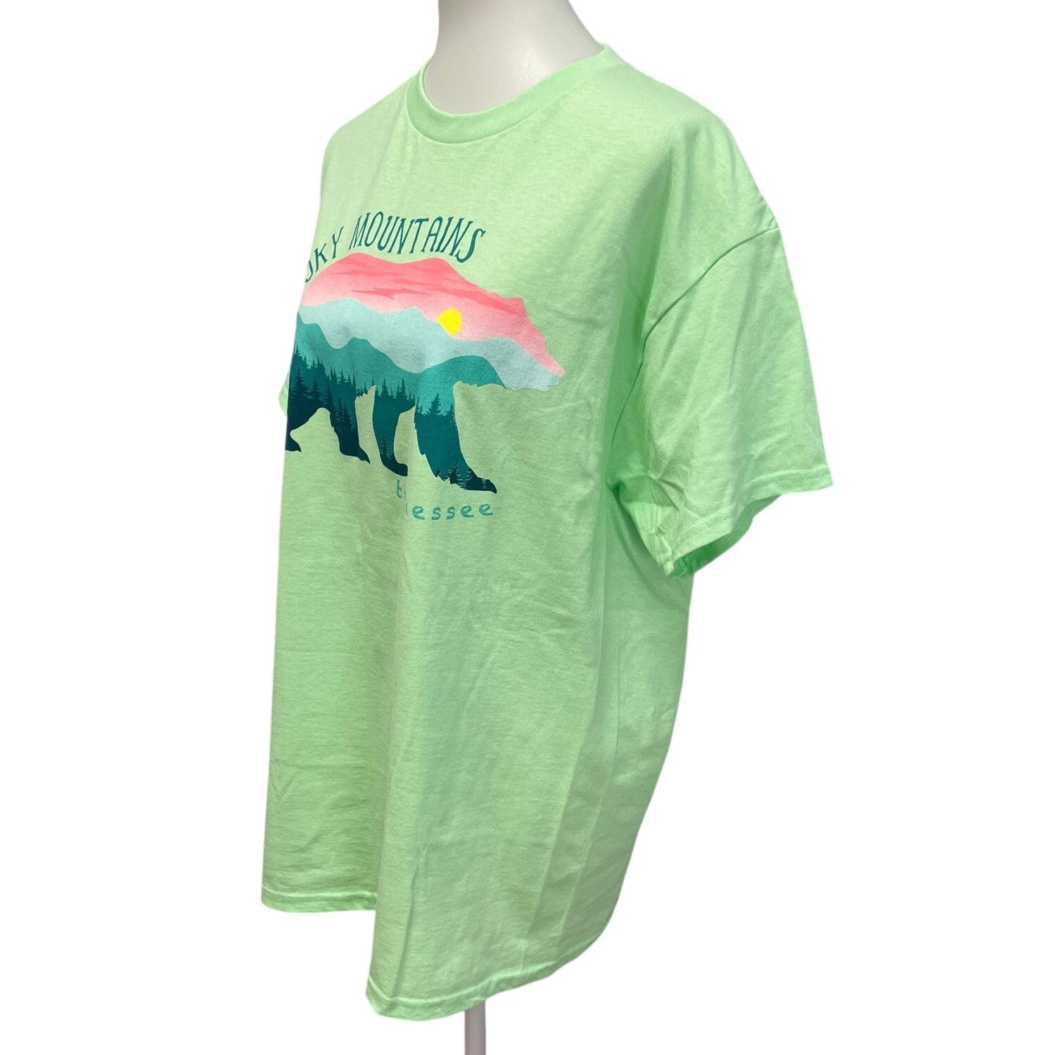 Gildan Womens Large Smoky Mountains Grizzly Bear Short Sleeve Tee Size L / US 10 / IT 46 - 1 Thumbnail