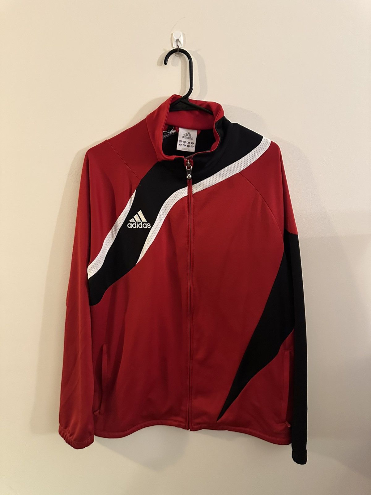 Adidas ADIDAS MULTICOLOR RED SWEATER ZIP UP Size US L / EU 52-54 / 3 - 1 Thumbnail