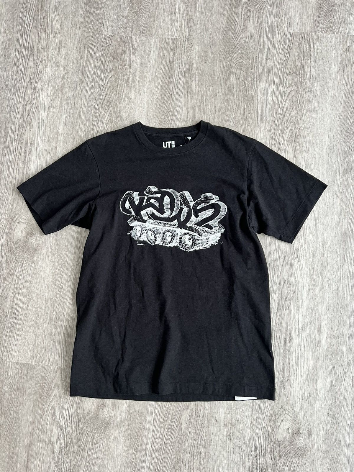 Kaws KAWS x Uniqlo „Kids Logo“ T-Shirt size S Size US S / EU 44-46 / 1 - 1 Thumbnail