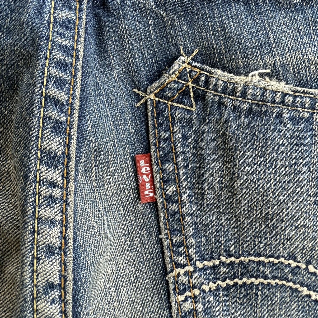 Levi's Vintage Clothing VINTAGE LEVI’S 502 FADED RIPPEP JEAN DENIM PANTS Size US 36 / EU 52 - 11 Thumbnail