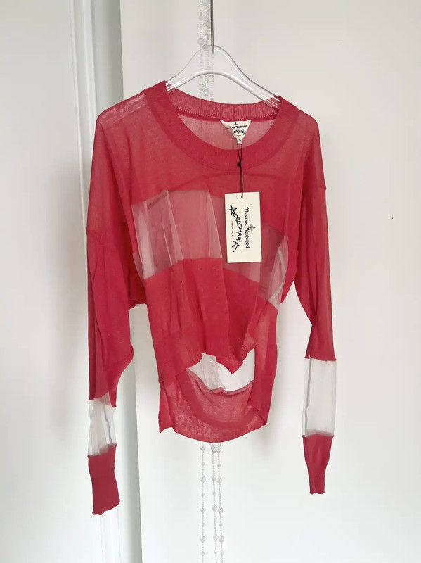 Vivienne Westwood Vivienne Westwood Women's Red Pullover Sweater 0089 Size M / US 6-8 / IT 42-44 - 1 Thumbnail