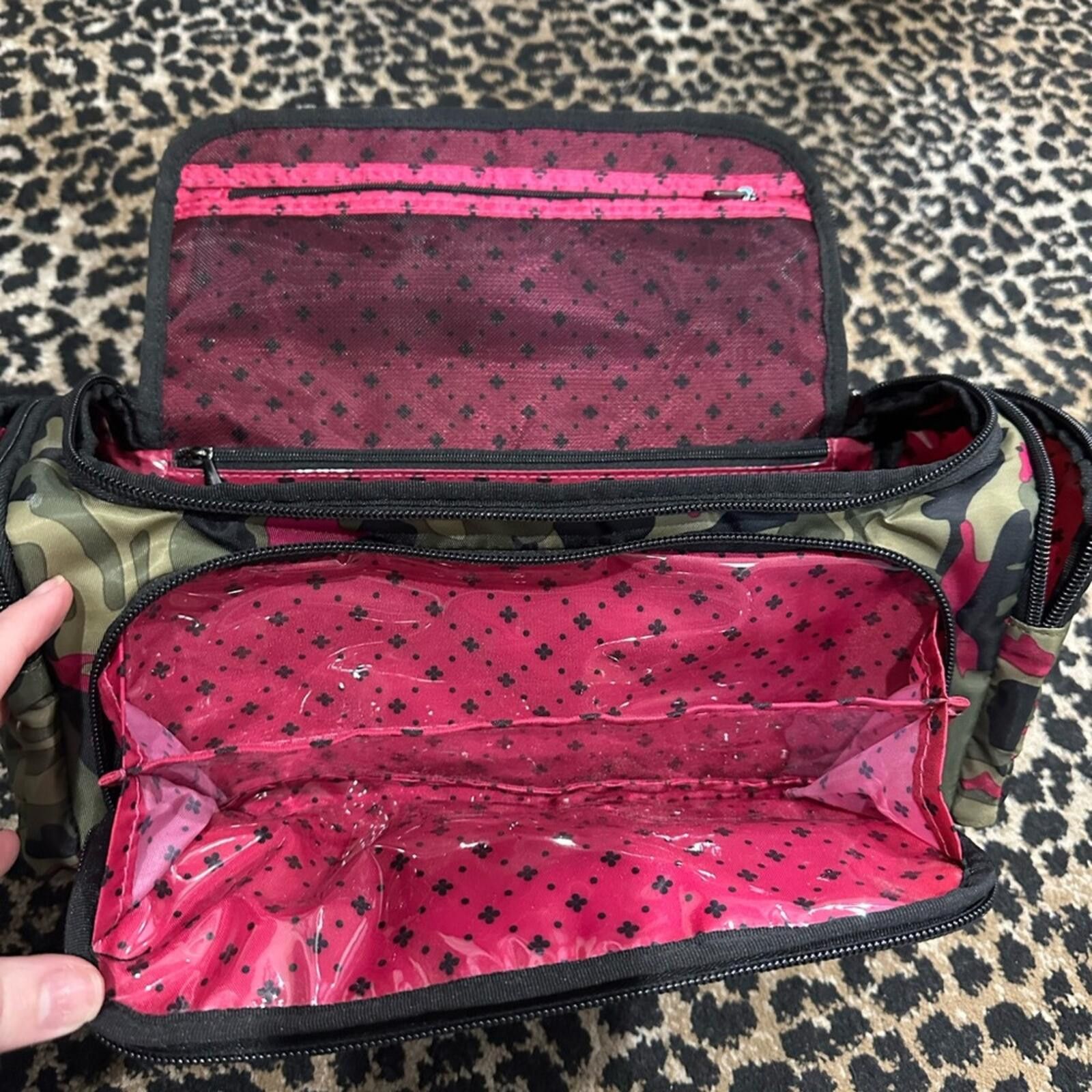 Lugz Lug Camo Trolley in Olive Green and Hot Pink Size ONE SIZE - 4 Thumbnail