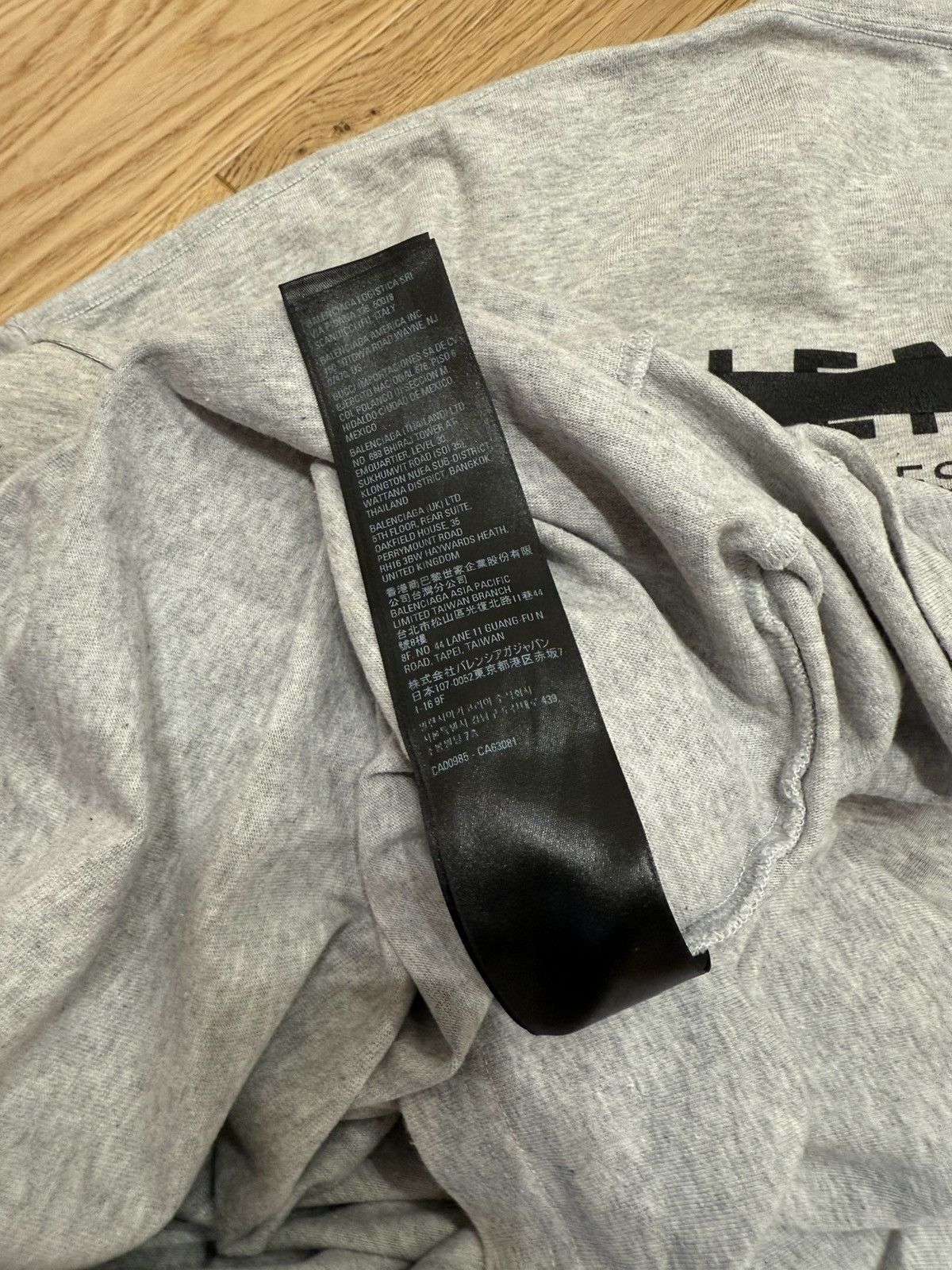 Balenciaga Grey Balenciaga t-shirt size 4 Size US L / EU 52-54 / 3 - 6 Thumbnail