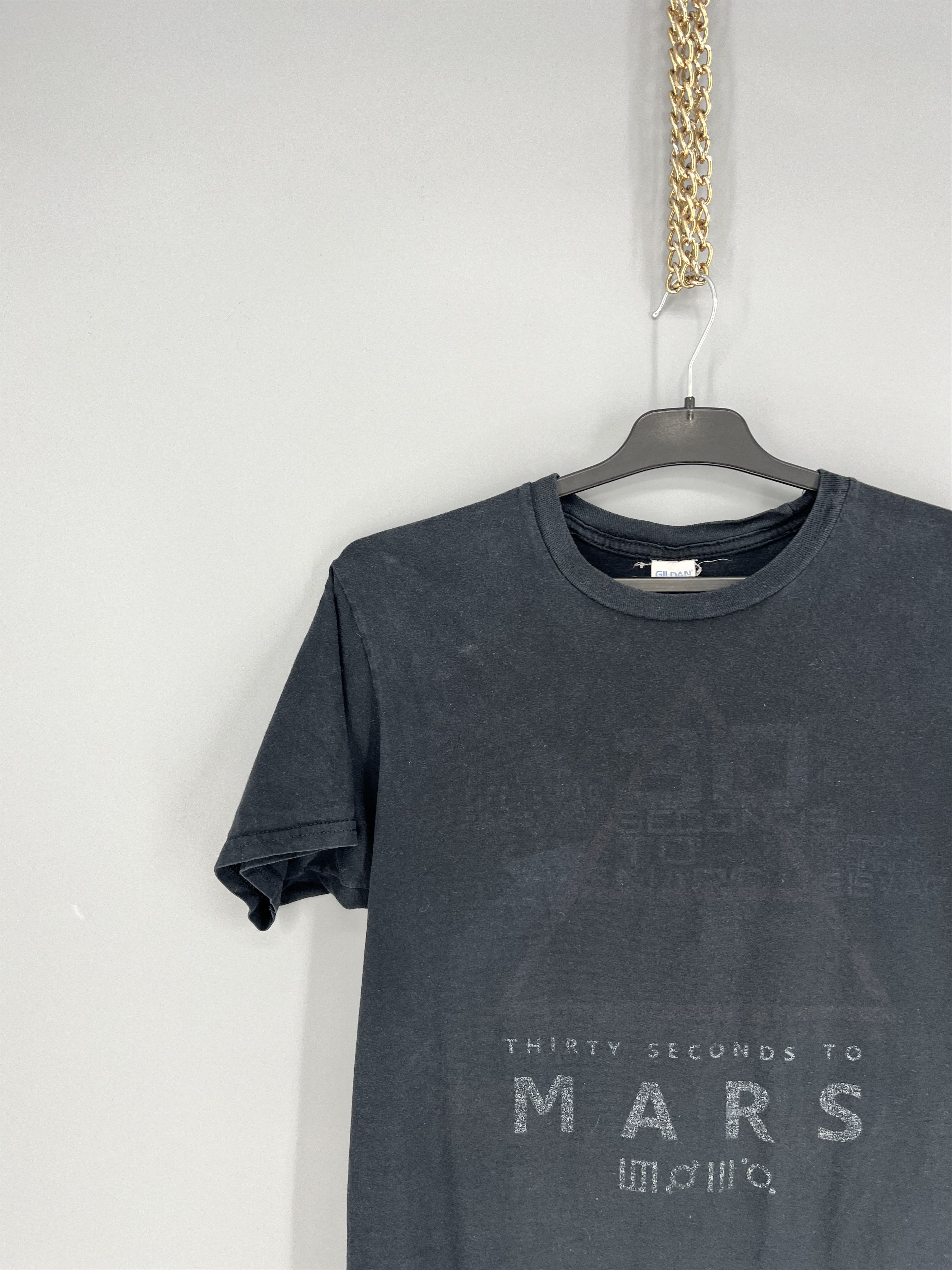 Band Tees Vintage Y2K Thirty Seconds To Mars band tee Big Logo size M Size US M / EU 48-50 / 2 - 4 Thumbnail