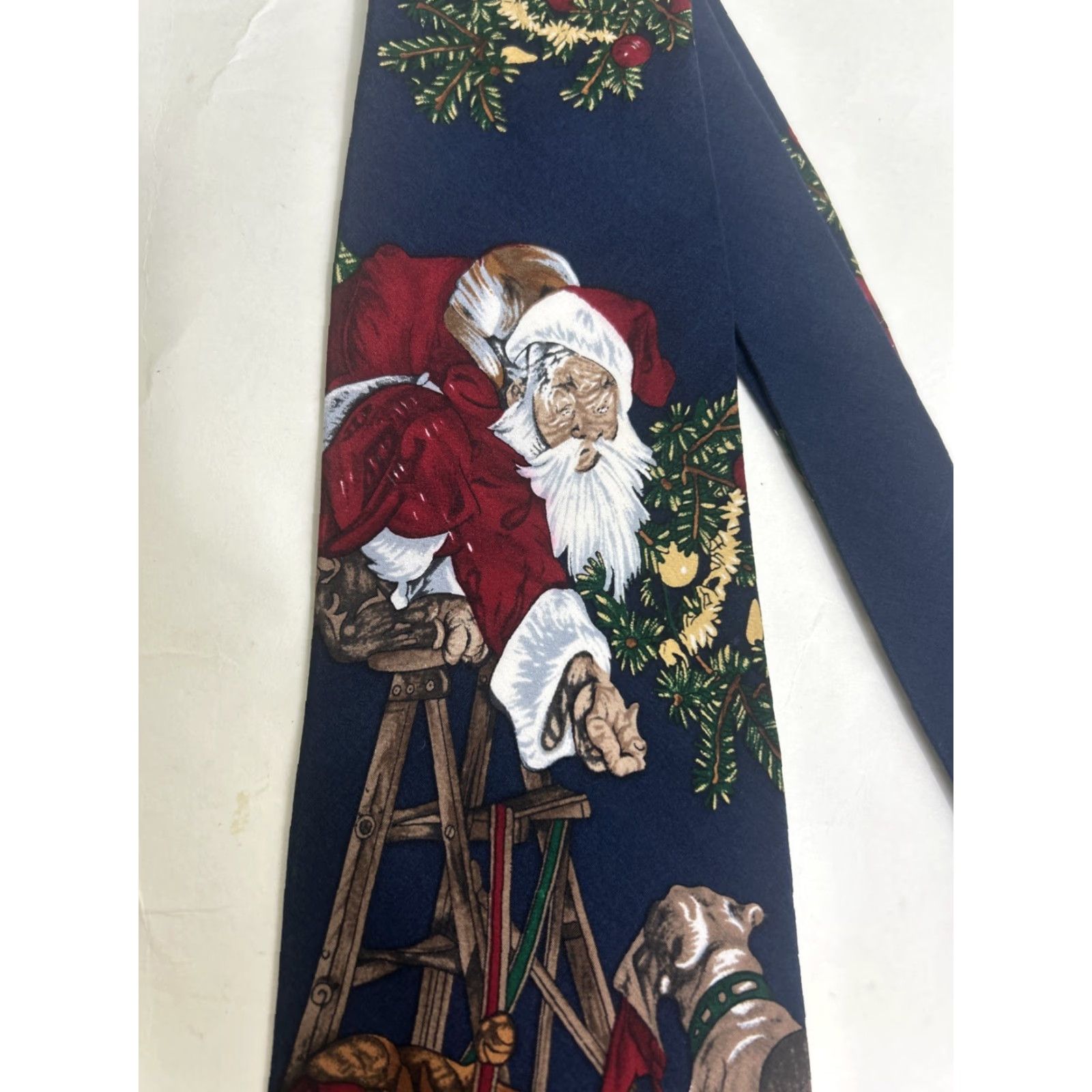 Vintage VTG 1996 NORMAN ROCKWELL Saturday Evening Post SANTA IN DISTRESS Necktie Size ONE SIZE - 4 Thumbnail
