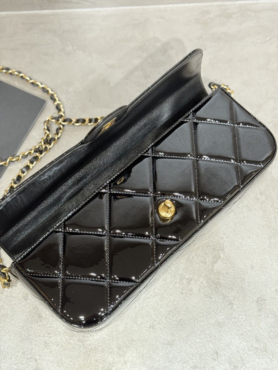 Chanel os11x0126 Size: OS / Large Flap Bag In Black Size ONE SIZE - 2 Thumbnail