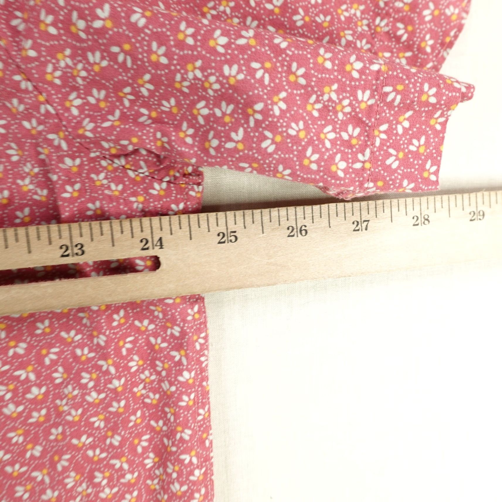 Brooks Brothers VINTAGE Brooks Brothers Shirt Mens Large Red Floral Button-Up Cotton Casual Womens Size US L / EU 52-54 / 3 - 5 Thumbnail