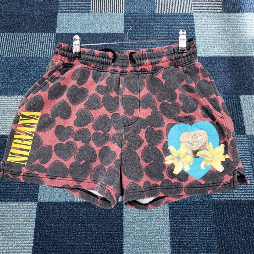 Gloverall Nirvana Shorts Womens S Red Sweatshorts Women Fleece Mid Rise Allover Print Heart Size 28" / US 6 / IT 42 - 1 Thumbnail