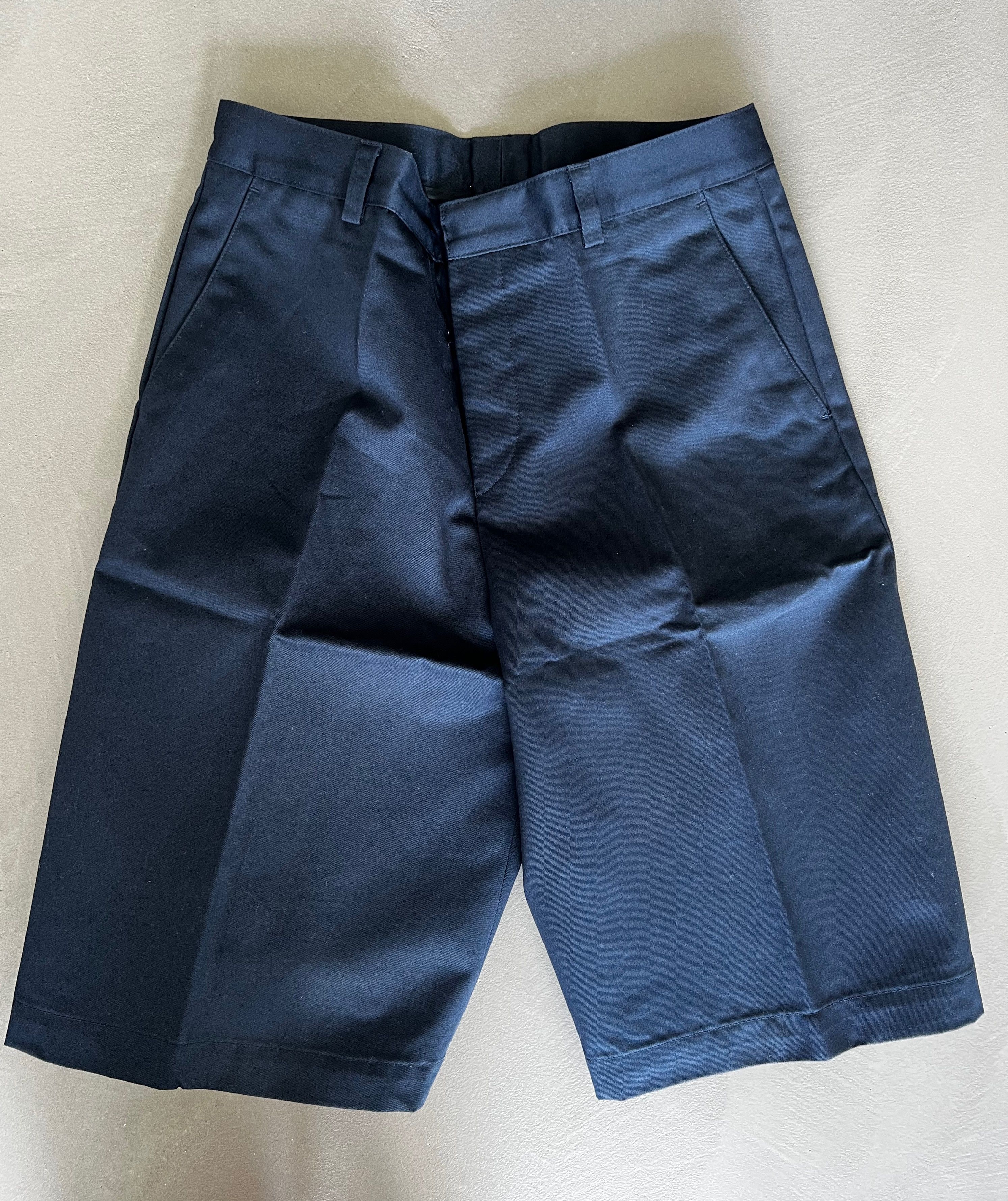 Kenzo Kenzo Long Single Pleated Bermuda Shorts Size US 30 / EU 46 - 1 Thumbnail