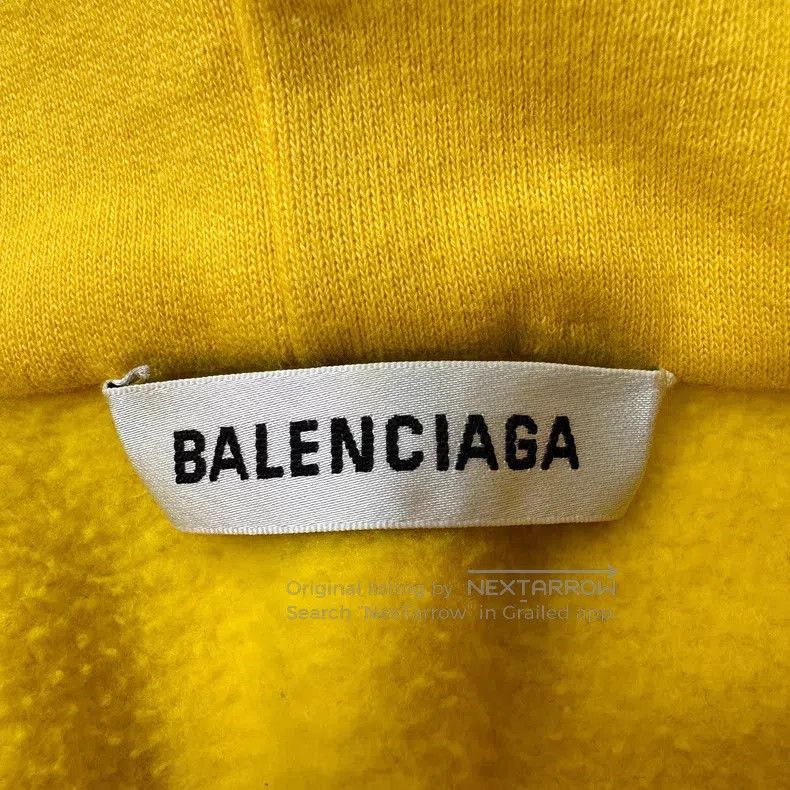 Balenciaga Balenciaga Yellow Embroidered Logo Off-Shoulder Loose Hood Size US L / EU 52-54 / 3 - 5 Thumbnail