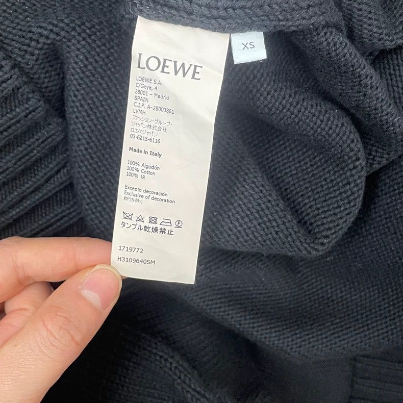 Loewe LOEWE Black tassel logo round neck knit sweater Size XS / US 0-2 / IT 36-38 - 6 Thumbnail