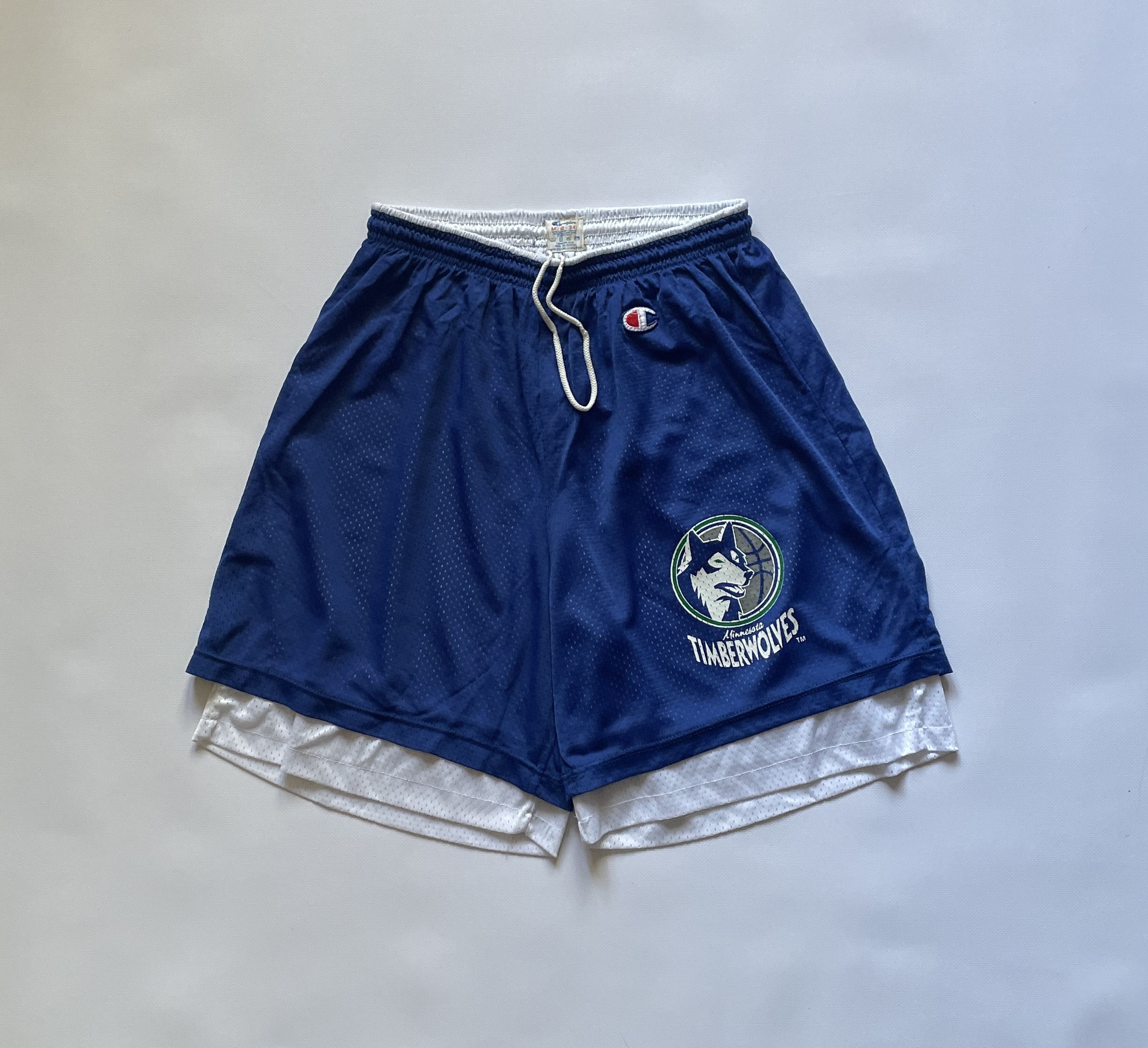 Champion Minnesota Timberwolves Reversible Vintage 90s RARE Shorts Size US 32 / EU 48 - 1 Thumbnail