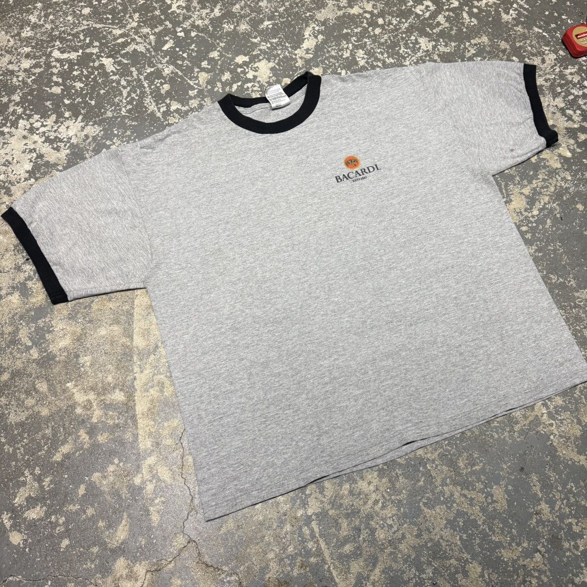 Vintage Vintage Bacardi Bat Grey Beer Alcohol Tshirt 90s Size US XL / EU 56 / 4 - 5 Thumbnail