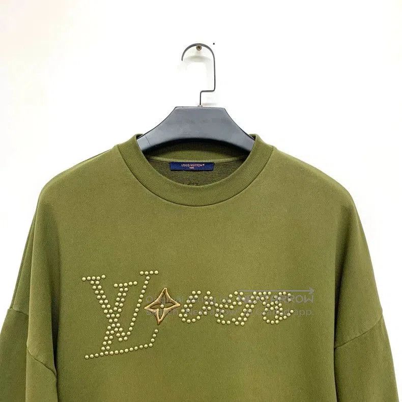 Louis Vuitton LV x Pharrell Williams Studded Letter Sweatshirt. Size US S / EU 44-46 / 1 - 5 Thumbnail