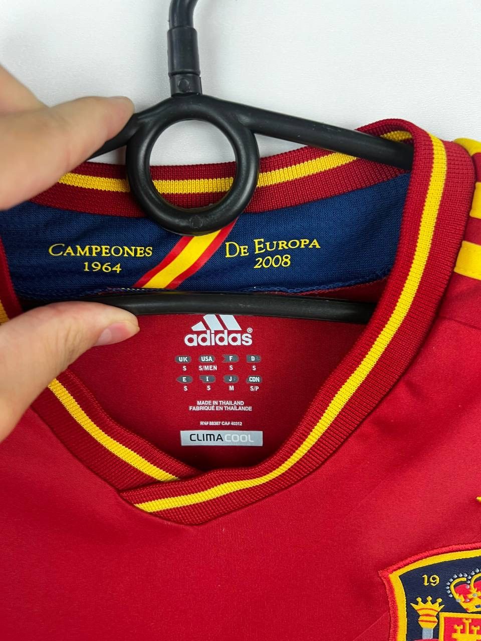 Vintage Spain Adidas jersey 2011 t-shirts size S Size US S / EU 44-46 / 1 - 5 Thumbnail