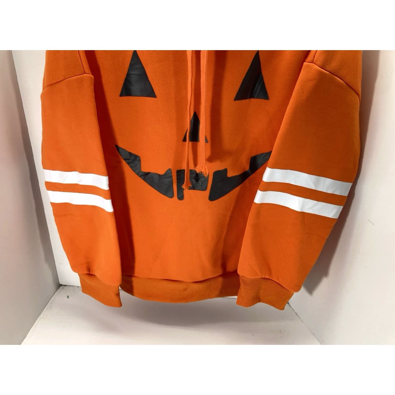 Vintage VINTAGE Spadehill Pumpkin Jack O Lantern Hoodie Sweatshirt Women Medium Halloween NWOT Size M / US 6-8 / IT 42-44 - 3 Thumbnail