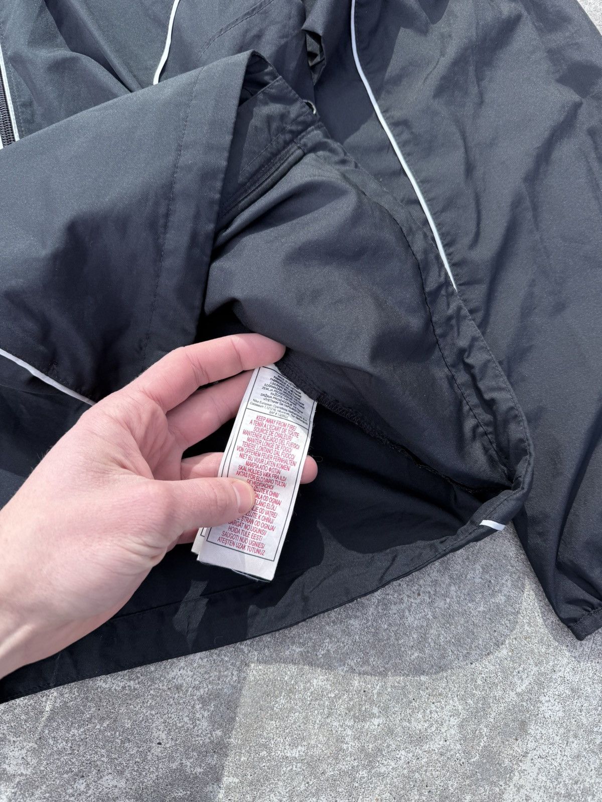 Nike × Vintage Vintage Nike Y2K avantgarde streetwear jacket Size US S / EU 44-46 / 1 - 14 Thumbnail