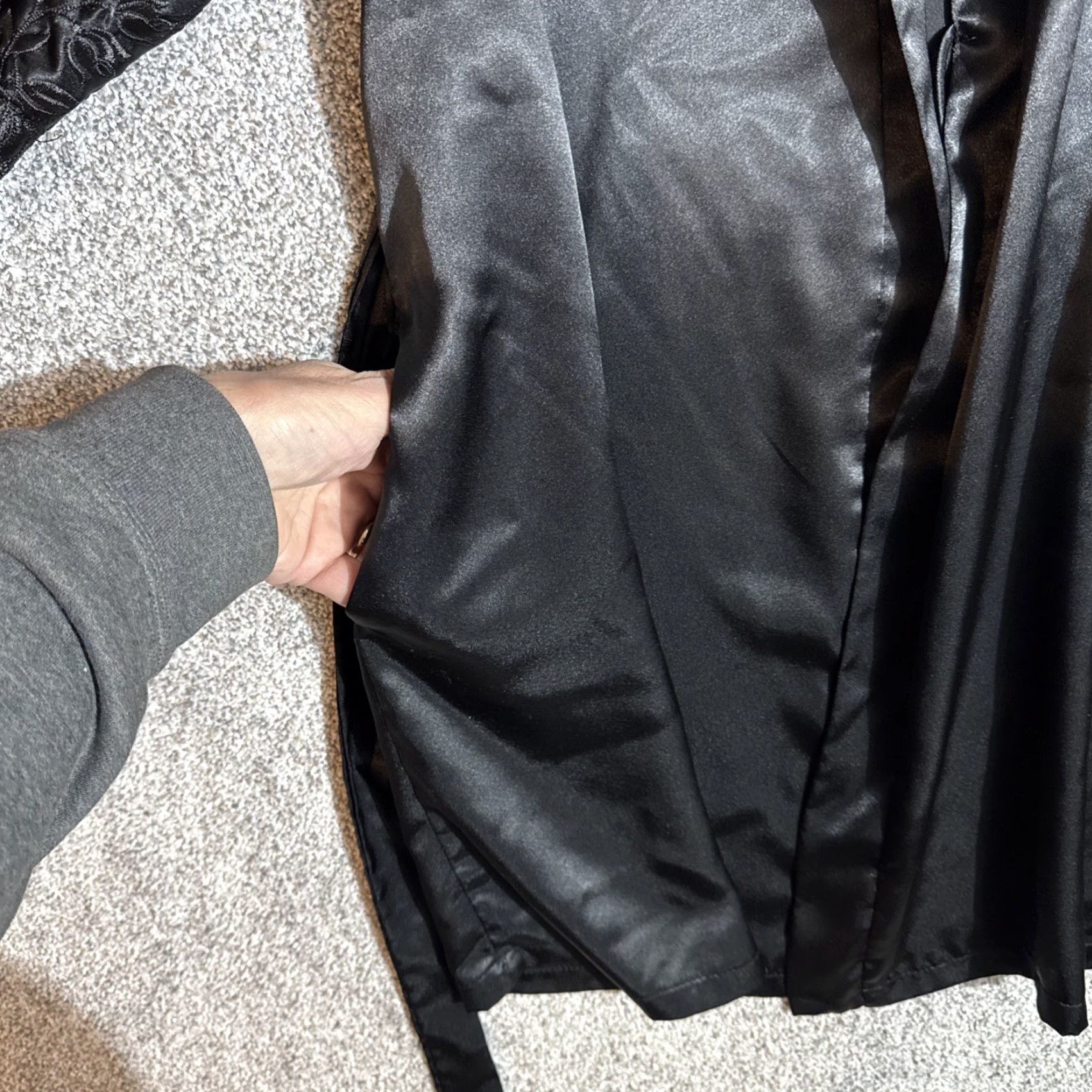 Vintage VINTAGE Dentelle Robe Kimono 80s Satin Black Embroidered Long Sleeve Belted USA Women Medium Size ONE SIZE - 7 Thumbnail