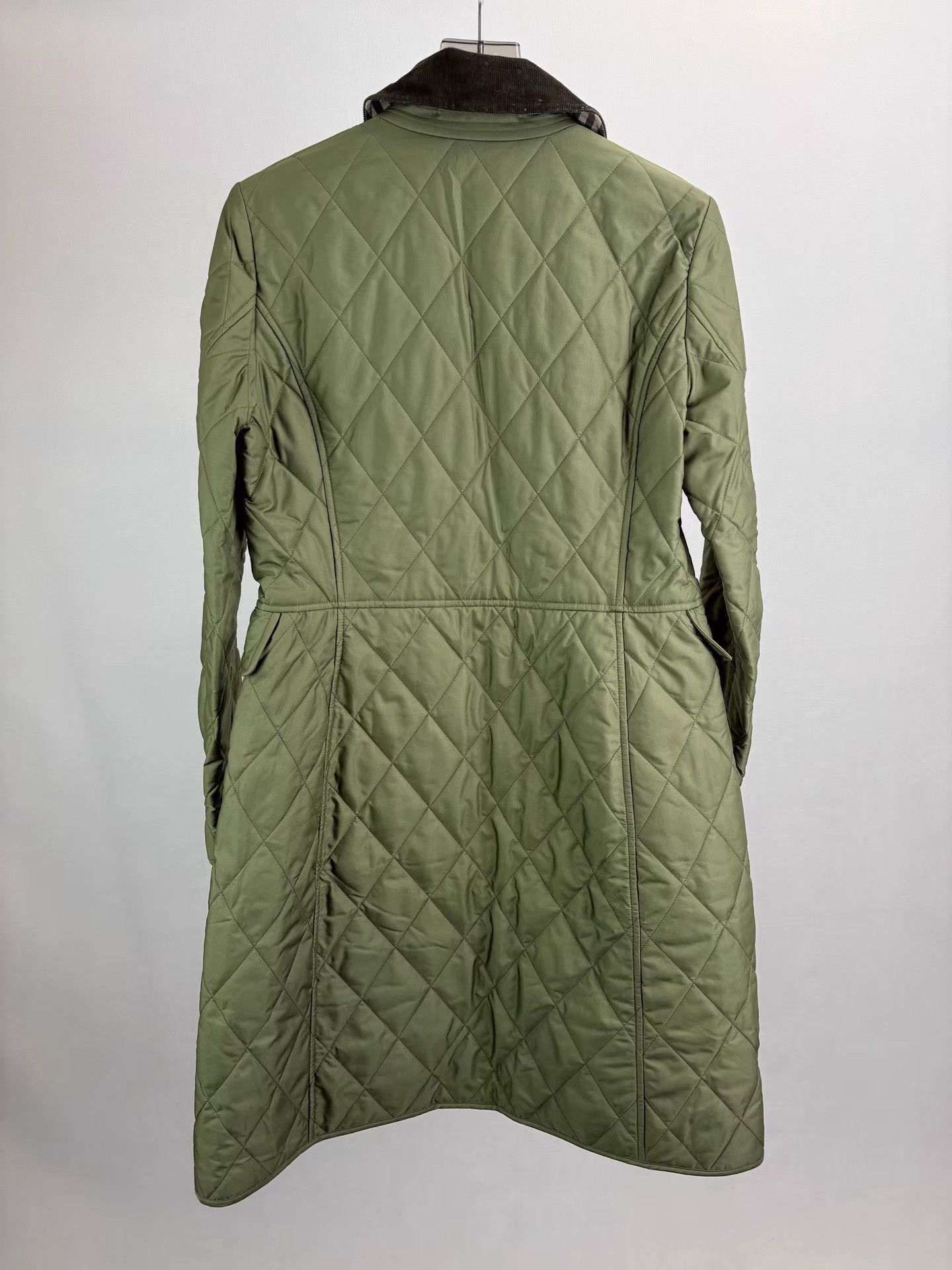 Burberry BURBERRY Khaki Green Check Lined Mid-Length Padded Coat Size US M / EU 48-50 / 2 - 2 Thumbnail