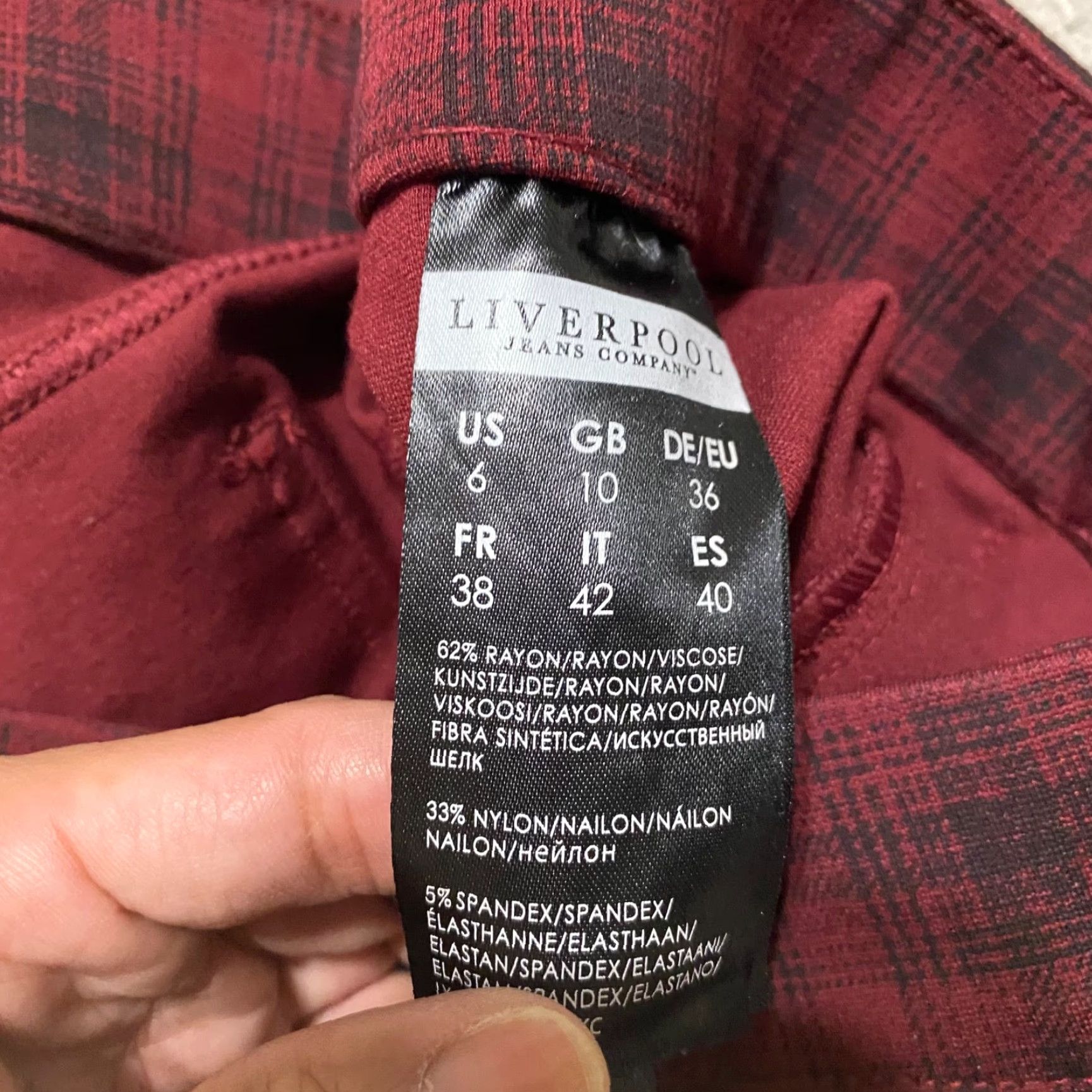 Vintage Liverpool Jeans Pants Womens size 6 Red Plaid Skinny Ankle Mid Rise Pull On Stretch Comfort Casual Size 30" / US 8 / IT 44 - 4 Thumbnail