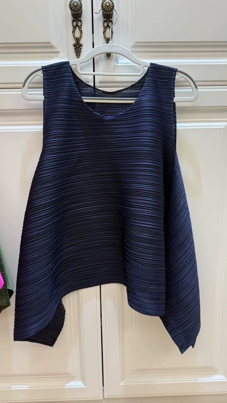 Issey Miyake Issey Miyake size:3 Navy blue pleated vest Size XS / US 0-2 / IT 36-38 - 1 Thumbnail