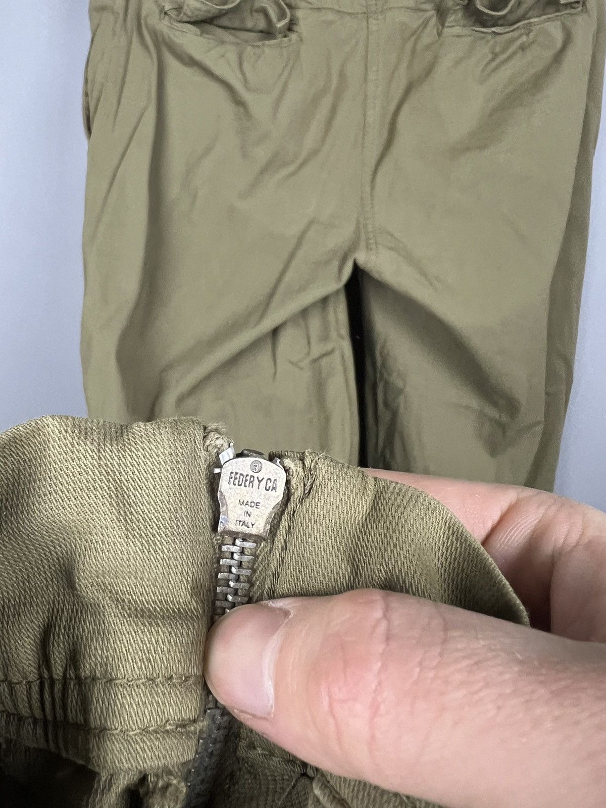 John Galliano Vintage John Galliano Cargo Khaki Pants Size 30" / US 8 / IT 44 - 11 Thumbnail