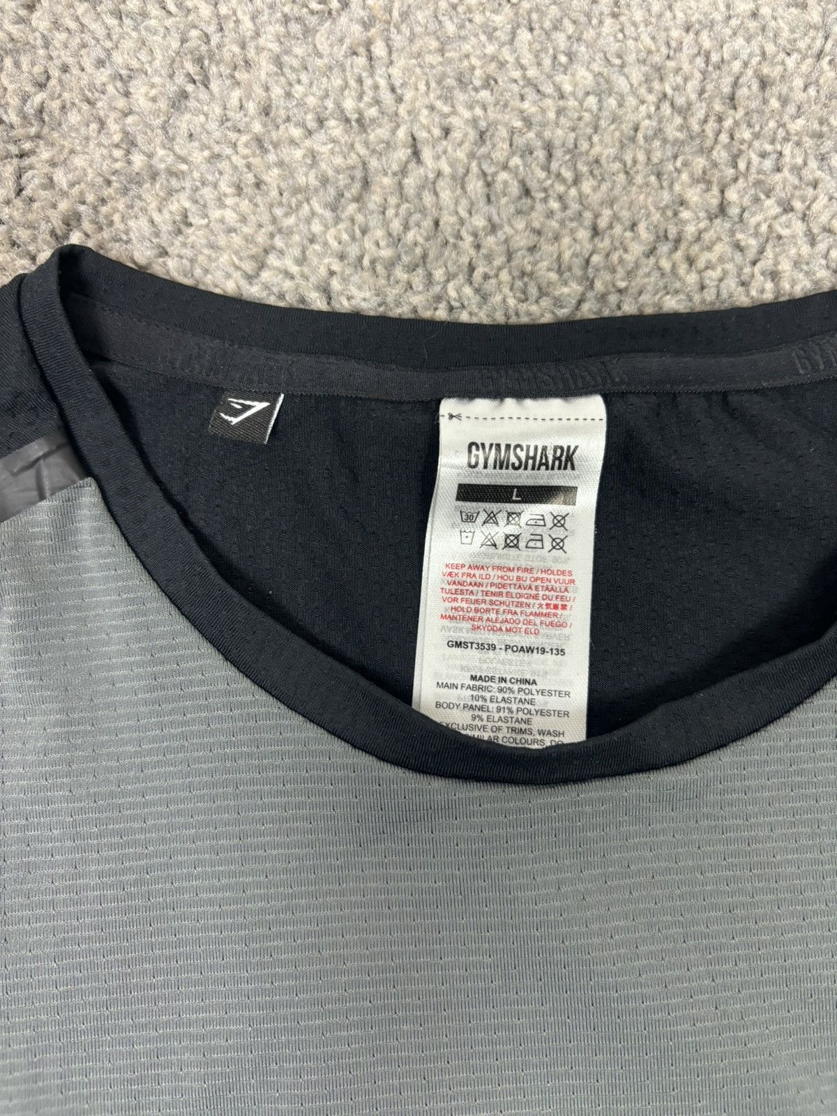 Gymshark Gray and black gymshark athletic workout tshirt Size US L / EU 52-54 / 3 - 4 Thumbnail