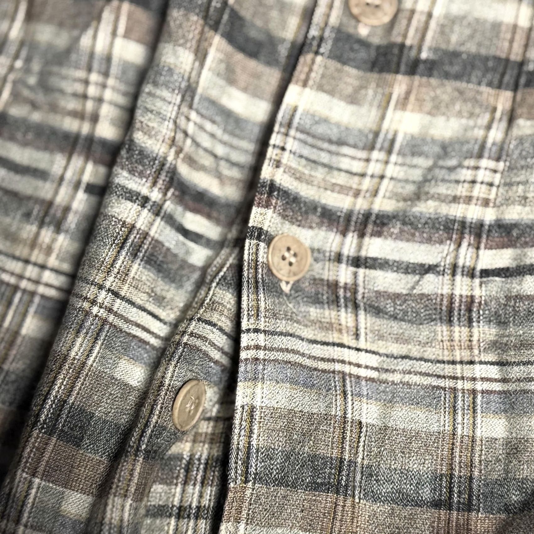 Guy Laroche Guy Laroche Shirt Mens L Gray Plaid Button-Down Long Sleeve Casual Size US L / EU 52-54 / 3 - 7 Thumbnail