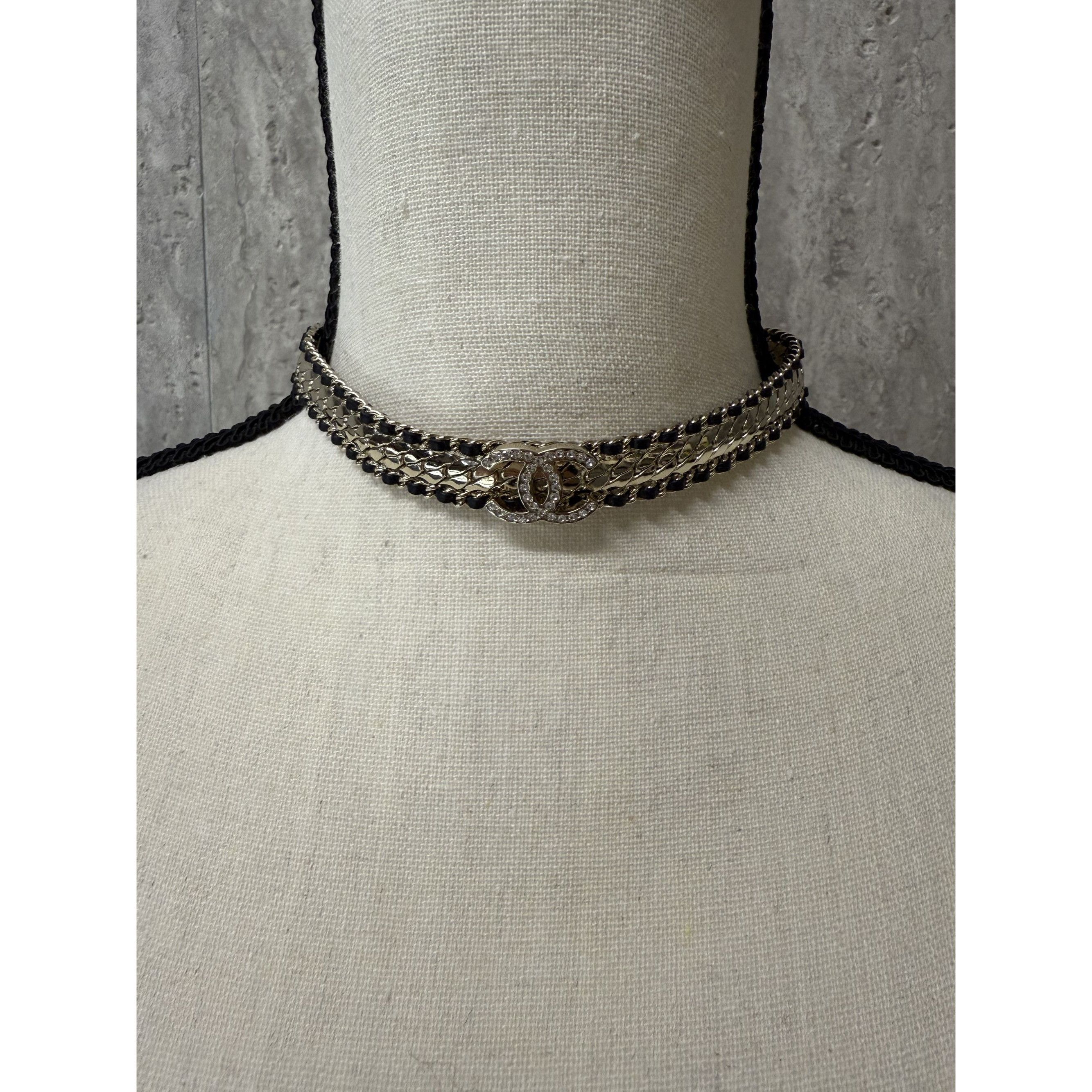 Chanel Chanel Gold & Black Chain Choker Necklace With CC Logo Penda Size ONE SIZE - 4 Thumbnail