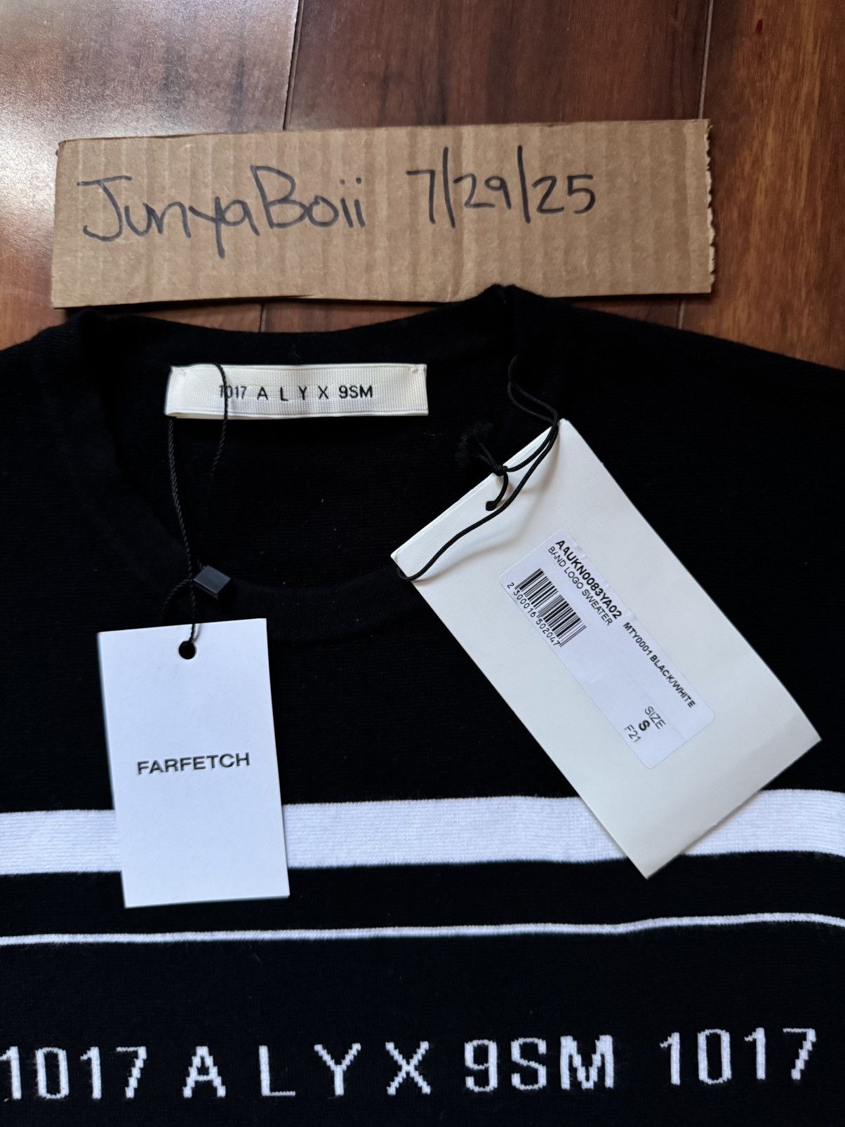1017 ALYX 9SM 1017 ALYX 9SM Classic Black Band Logo Sweater Small Size US S / EU 44-46 / 1 - 4 Thumbnail