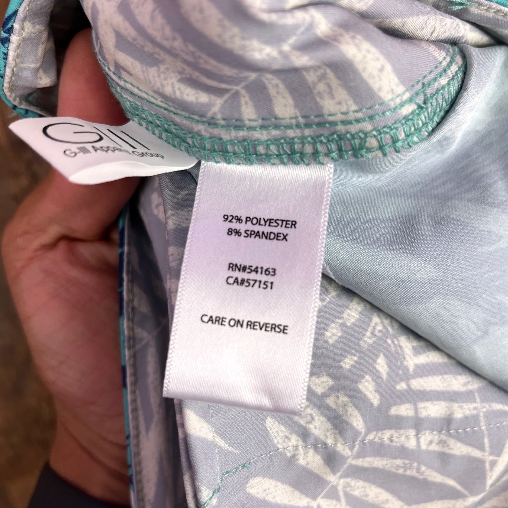 Vintage Margaritaville Mens Shorts Turquoise UPF 30+ Quick Dry 4 Way Stretch Bermuda (S) 30 30in Waist Blue Floral Casual Travel Workwear Men Size US 30 / EU 46 - 7 Thumbnail